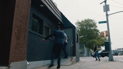 - Oh, Maggie, he's running
out back! - FBI