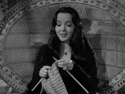 Oh mail's in - The Addams Family