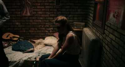 ♪ Oh, you make me wanna be the one to take a slip on down your drain - Bit