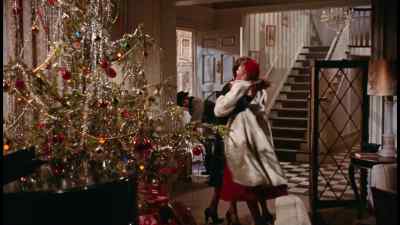 - Oh, Mama, Merry Christmas!
- Merry Christmas! - All That Heaven Allows