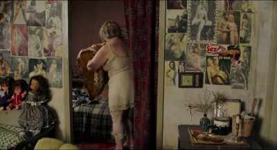 Oh, Mamma mia, - The Golden Glove