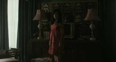 Oh, man, it does nothing
for your figure. All you see - Priscilla