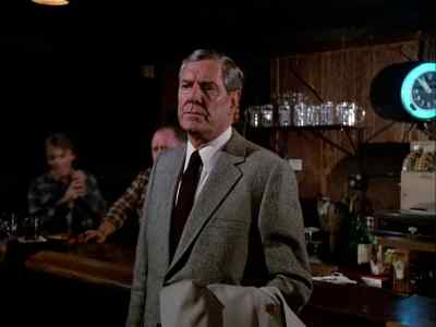 Oh, Matt, I'm sorry.
You okay? - Murder, She Wrote