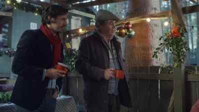 Oh, Matthew, this is Sandy,
Declan Kelly's widow. - 'Tis the Season to Be Irish