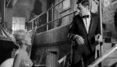 - Oh,
—Hm? - The Small World of Sammy Lee