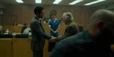 - Oh! Mickey!
- Thanks for coming. I appreciate this. - The Lincoln Lawyer