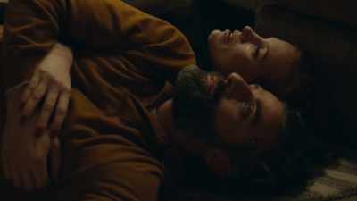 -Oh, Mira. -(SOBS) - Scenes from a Marriage