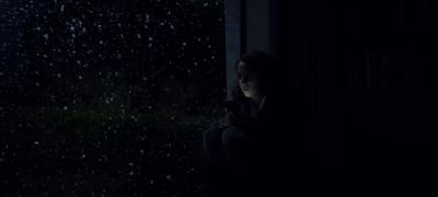 - Oh, Mum. Come home. - Red Rose