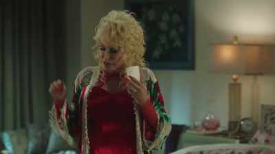 Oh, must be beautiful! - Dolly Parton's Mountain Magic Christmas