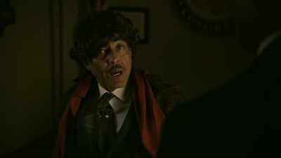 Oh, my. Comm--
Oh, I knew it. - Godfather of Harlem