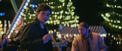 Oh, my God, look. - Love, Simon