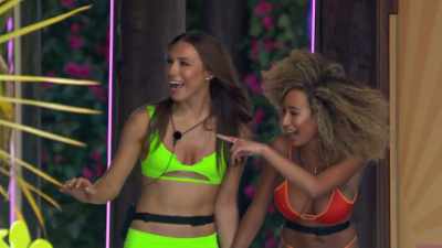 >> OH, MY GOD. - Love Island