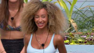>> OH, MY GOD. - Love Island