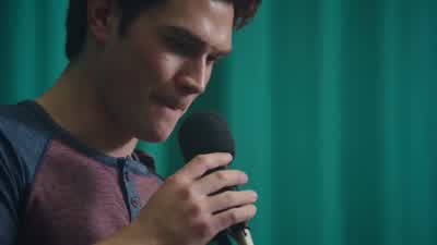 Oh, my God, what's happening? - Riverdale