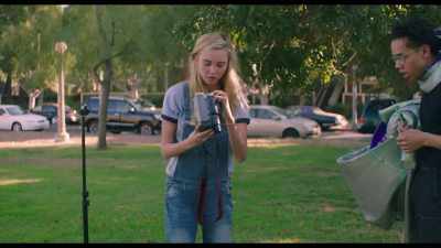 Oh my, oh my God,
the frame is cracked. - The Moon and Back