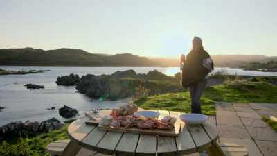 -- Oh, my. Oh, my... - Extraordinary Escapes with Sandi Toksvig