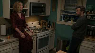 - Oh, you need something from me?
- Yeah, I don't want Kristen to know - Evil