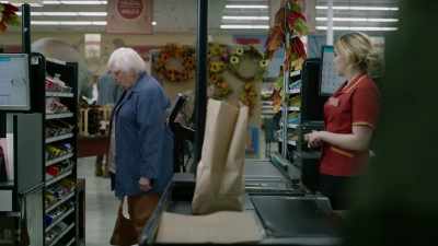 - Oh, they never carry
the mints I like. - Good Girls