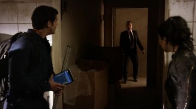 Oh, nice.
He'll be out for a while. - Scorpion