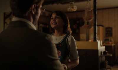 - Oh, nice to see you.
- Where's Mommy? - Candy