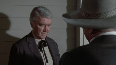 Oh no but if I wanted to go unnoticed - The Shootist