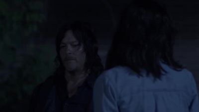 Oh, no.
Daryl, Maggie! - The Walking Dead
