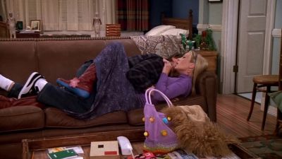 Oh, no, I have to go.
I have a massage appointment. - Friends