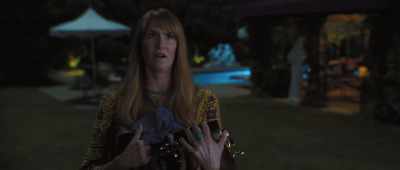 - Oh, no.
- [Maxine moans] - Palm Royale