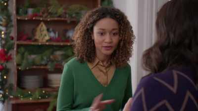 Oh no, no, Em, we are not going. - Believe in Christmas