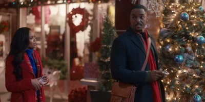- Oh, no, no. I
mean, no, no shade, - Christmas with a Kiss