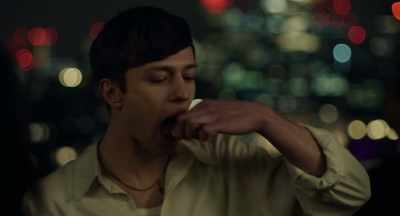 Oh no no no.
I don't want to talk to her. - Sebastian
