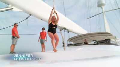 - Oh, no.
- Oh! - Below Deck Sailing Yacht