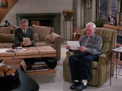 Oh no one around here draws pictures anymore - Frasier