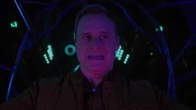 - Oh, no. - Resident Alien