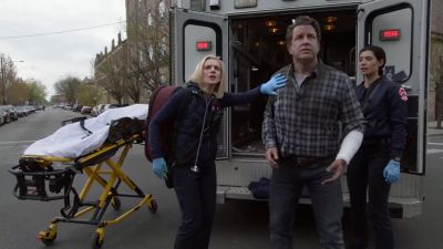 - Oh, no. - Chicago Fire