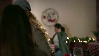 - Oh, no, wait, I'm not
trying to harm you in any way. - It’s Beginning to Look a Lot Like Murder