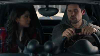 - Oh, no. When is that again?
- Christmas Eve. - Christmas with the Singhs