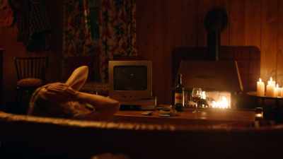 - Oh!
(nora chuckles) - Moonshine