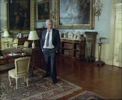 Oh, but of course, l had my evening bag. - Inspector Morse