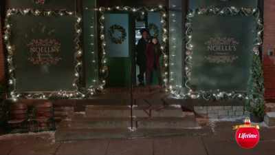 Oh! Oh, I can't remember the
last time I felt this relaxed. - Under the Christmas Tree