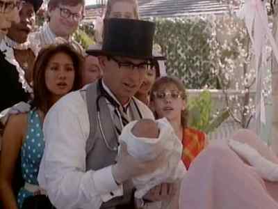 Oh. Oh, it's so beautiful. - Revenge of the Nerds IV: Nerds In Love