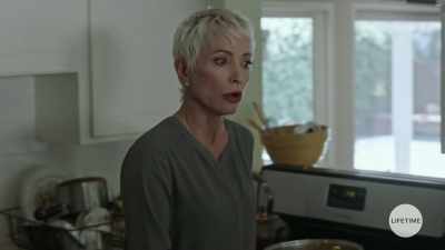 - Oh, oh, no, no, no, no, no.
No. No. - Killer Grandma