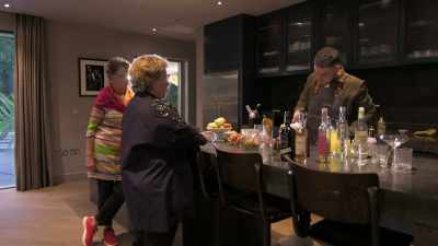 Oh... Oh. Oh, Prue, you definitely
got the winner here. - Extraordinary Escapes with Sandi Toksvig
