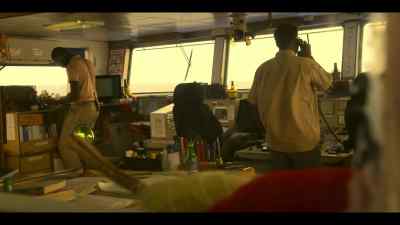 -Oh, okay, sure. Yeah, I got it.
-[metal clanging] - Outer Banks