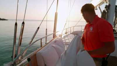 - Oh. Okay.
- They should. - Below Deck Sailing Yacht