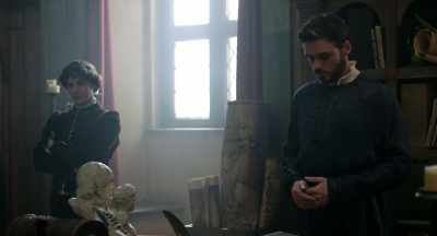 --Oh. One more thing. - Medici: Masters of Florence