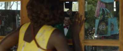 Oh! Open the door.
Teddy McGiggle, it's me! - Little Monsters