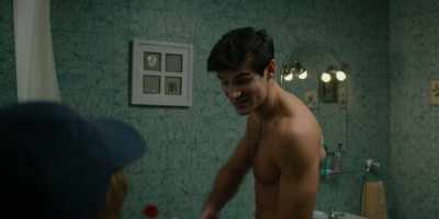 Oh, pardon.
Me Stephane. - Frank of Ireland