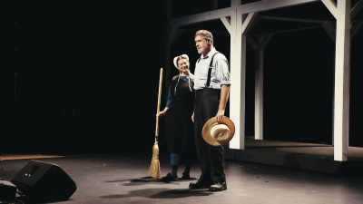 - Oh, me parece recordar algunos paseos en buggy - The Confession Musical