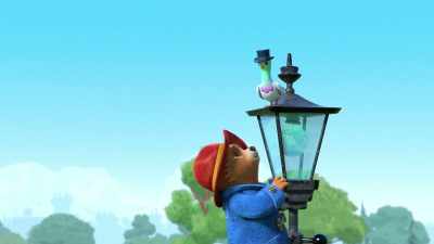 -Oh, Pigeonton, have you seen Lucky?
-[cooing] - The Adventures of Paddington